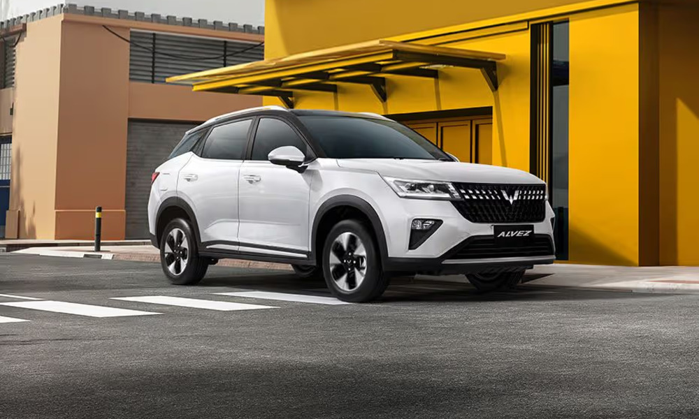 Wuling Alvez adalah mobil stylish dan efisien yang cocok untuk pengusaha muda. 