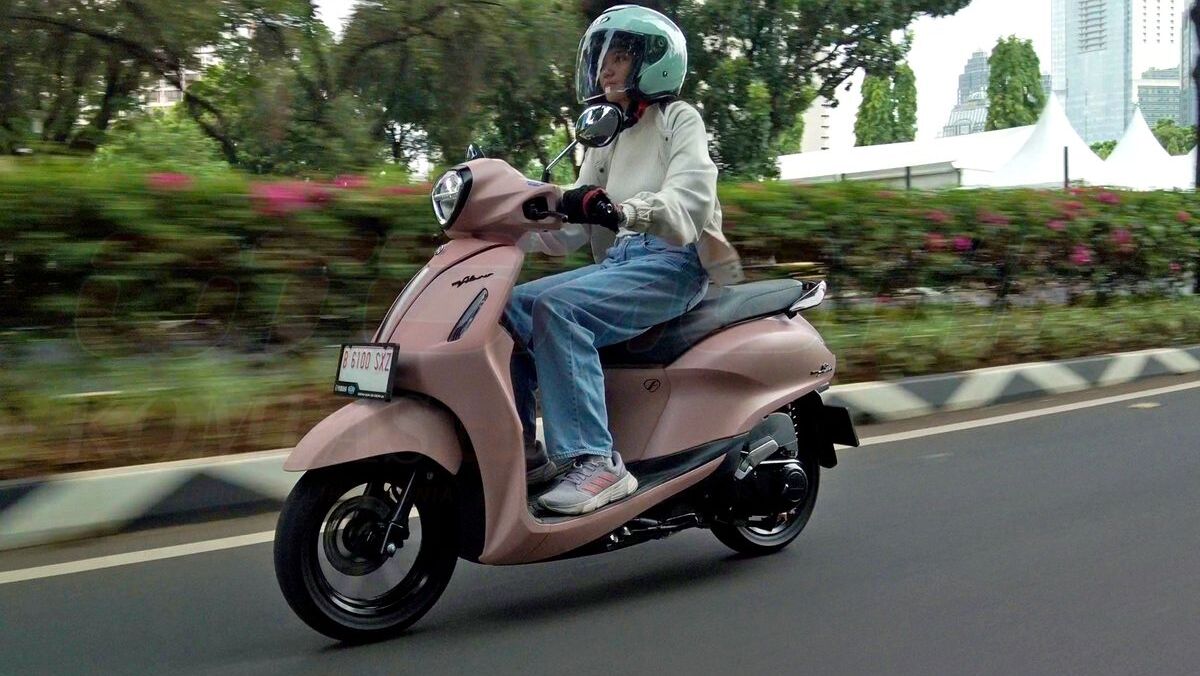 Yamaha Grand Filano 2025, Motor matic Stylish dengan Teknologi Hybrid yang Bikin Iri