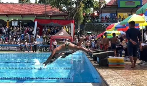 Cari Bibit Altet Renang, PRSI Purbalingga Gelar Fun Swimming