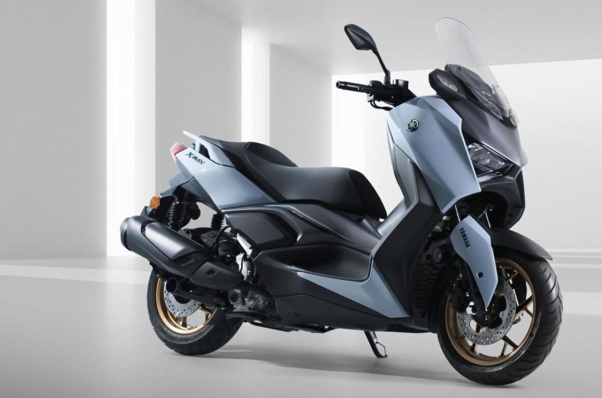 Cek Spesifikasi Motor Yamaha XMAX 2025, Harga Turun Rp10 Juta Tapi Fiturnya Makin Canggih