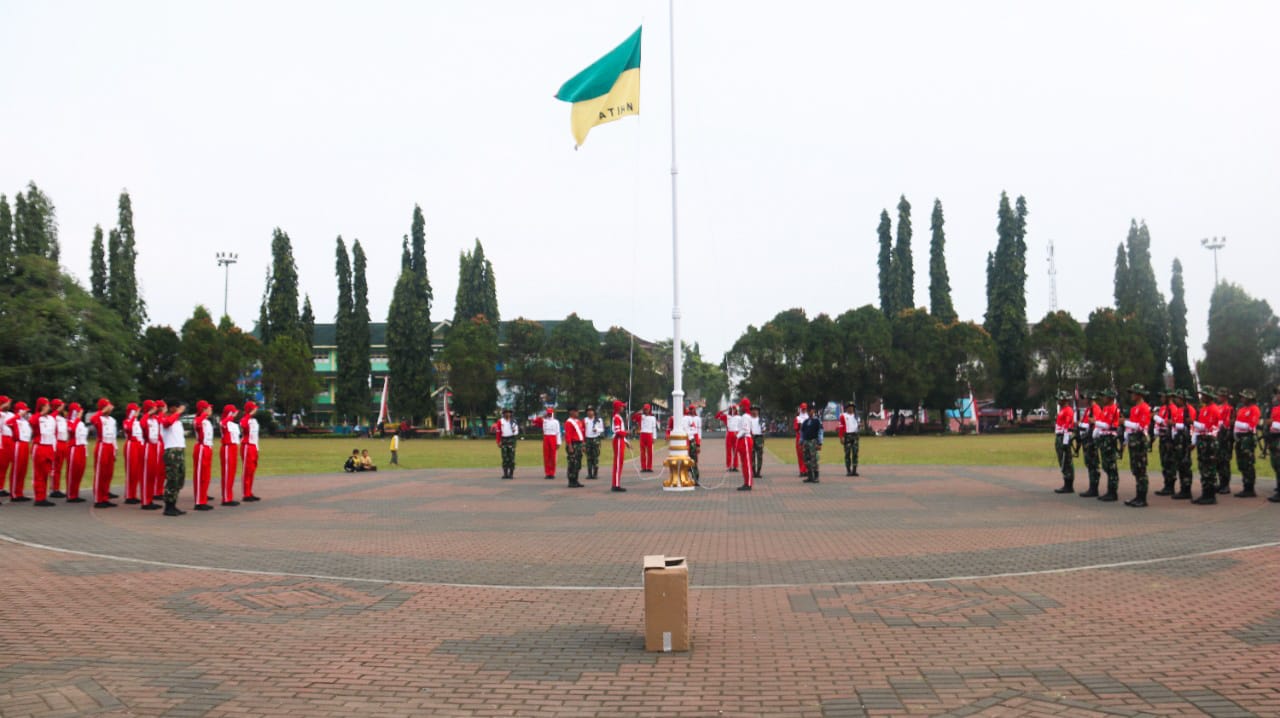 Rumput Alun-Alun Purbalingga Disemprot Pupuk 3 Kali Seminggu, Ini Alasannya