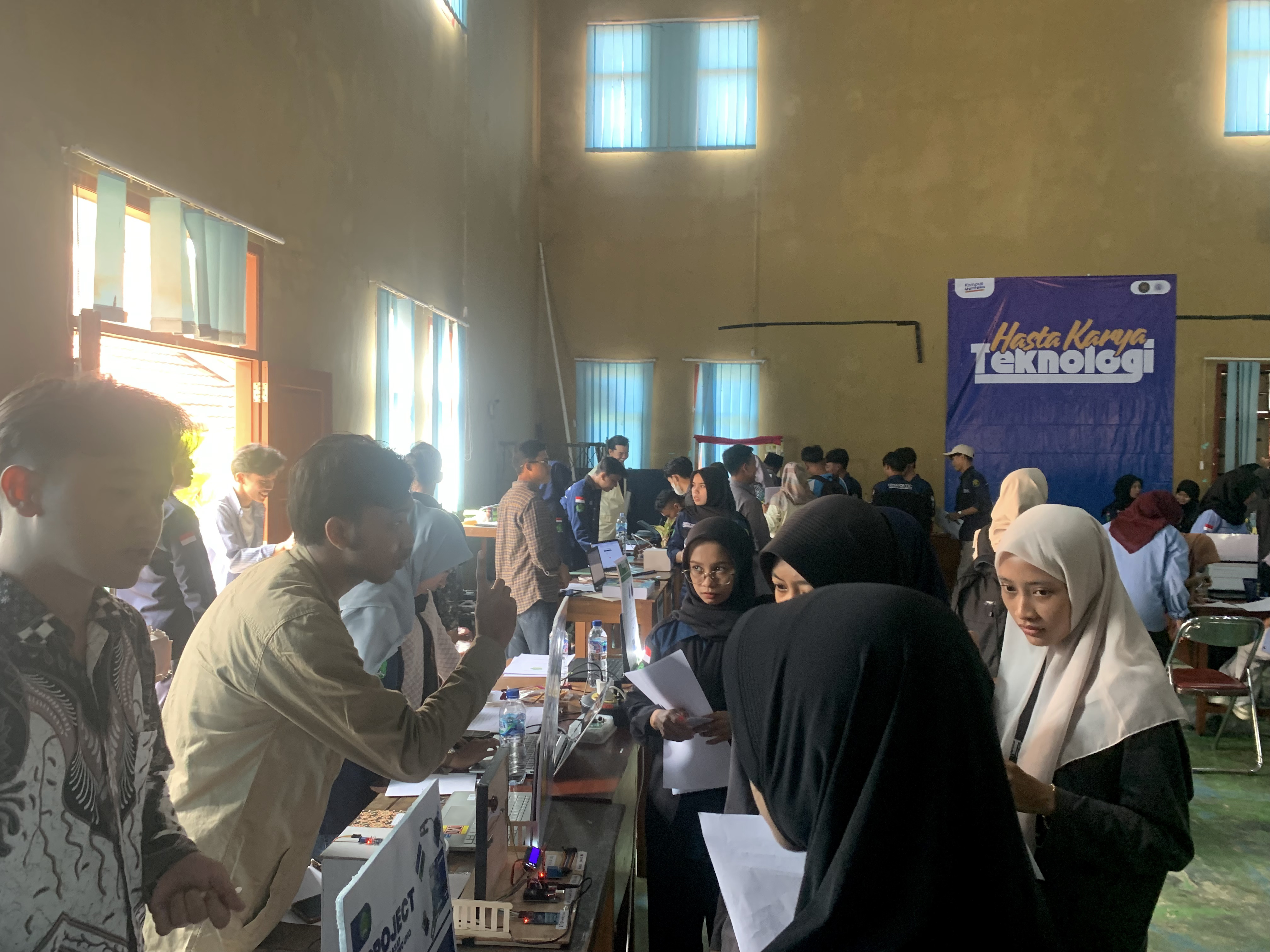 UNUGHA dan UNAIC Lahirkan Puluhan Inovasi IoT 