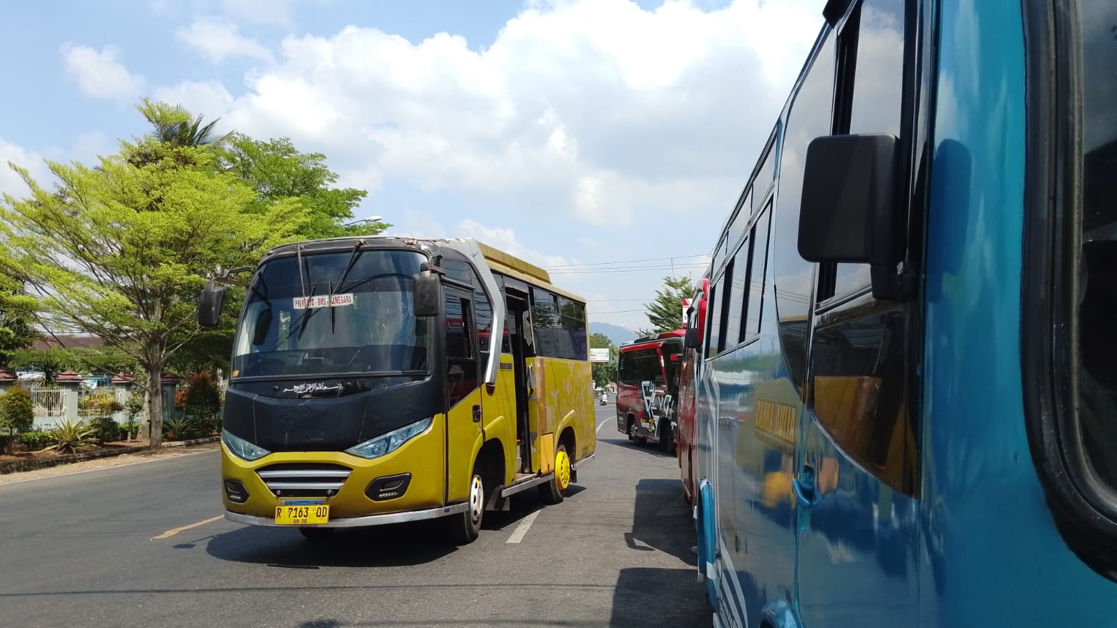 Trans Banyumas Berhenti, Bus Mikro Kembali Ramai, Penumpang Angkutan Konvensional Meningkat 
