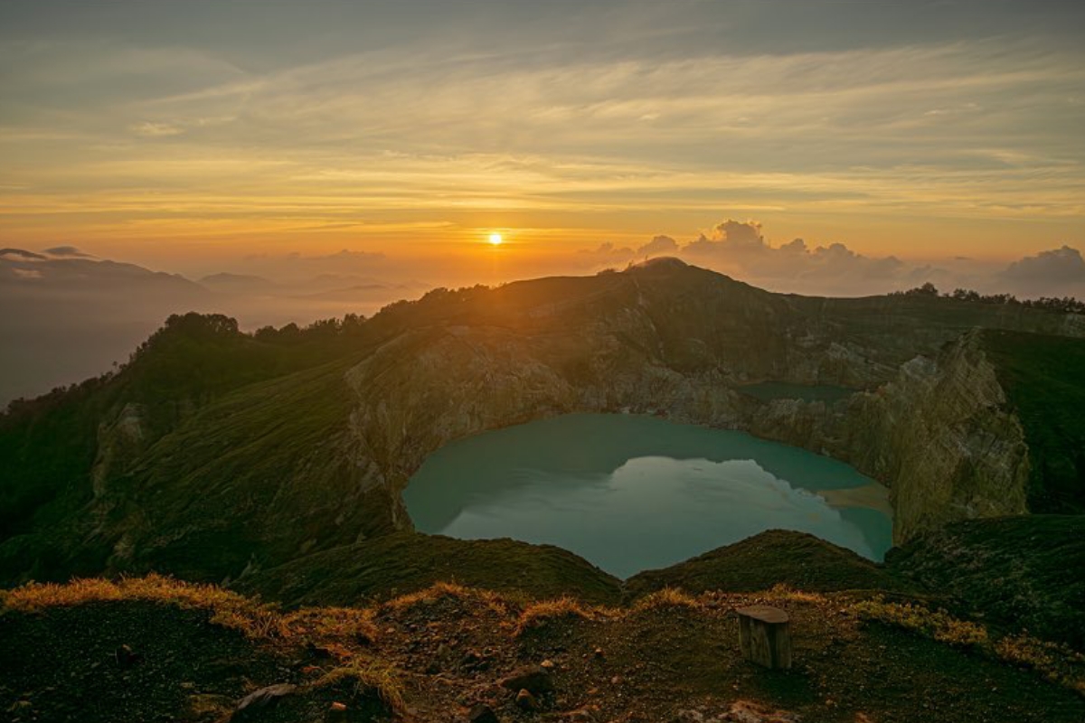 Menarik, Inilah 5 Fakta Danau Kelimutu Flores yang Perlu Kamu Tahu!