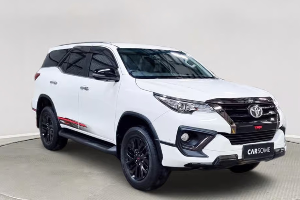 4 Aksesoris Mobil Toyota Fortuner yang Bikin Tampilannya Makin Keren