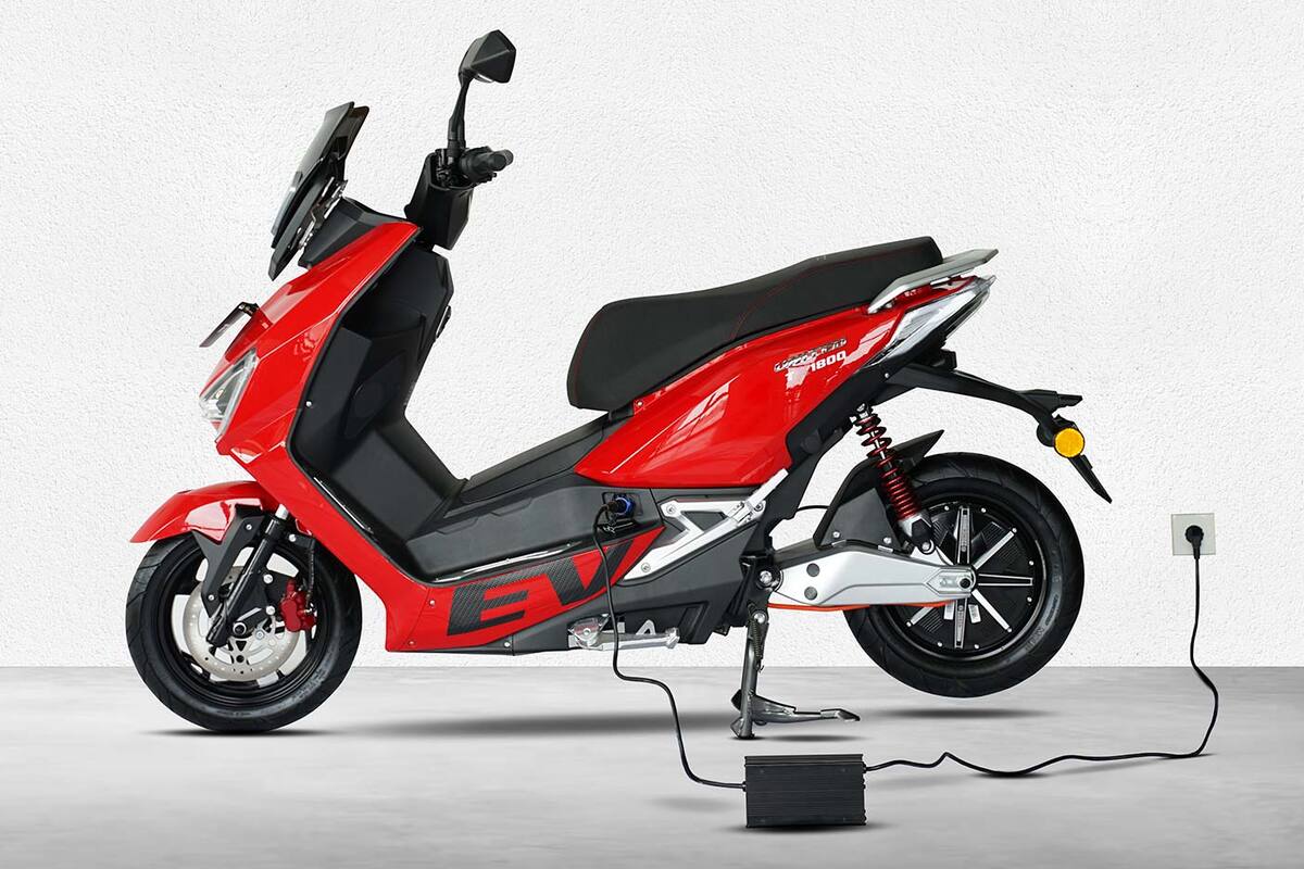 Apakah Motor Listrik Perlu Servis Bulanan Seperti Motor Konvensional? Ini Jawabannya