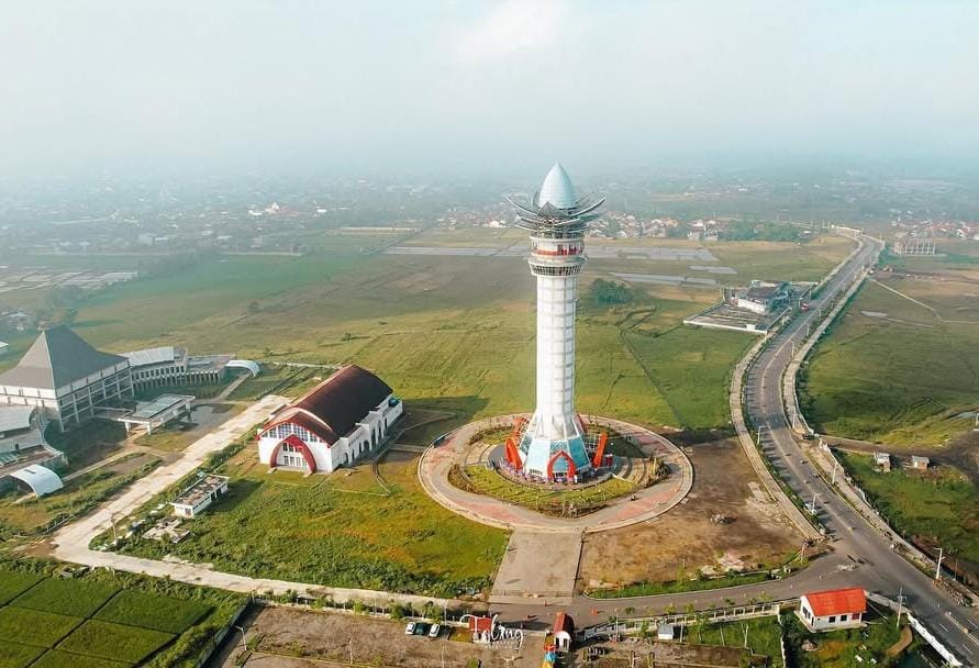 BLUD Banyumas Target 8.000 Pengunjung Menara Teratai Saat Perayaan Malam Tahun Baru 2025