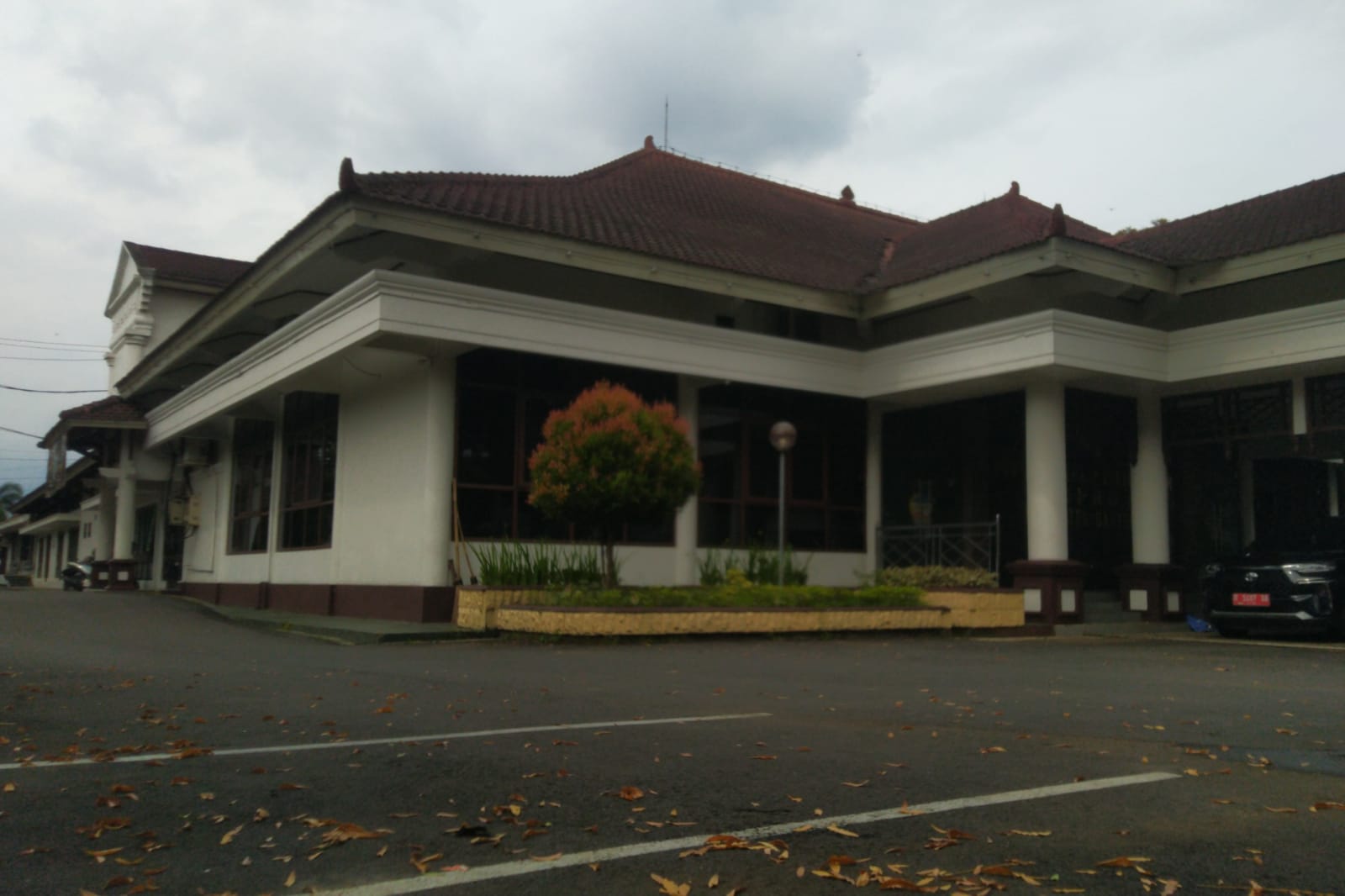 Gedung Utama DPRD Banyumas Lama Untuk Kantor Setda, Kantor Komisi Dipakai Dinkominfo 
