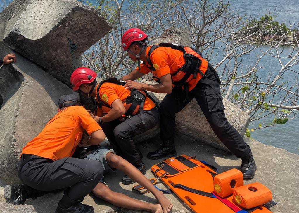 Pemancing Terjatuh dari Sepeda Motor di Dermaga 2 PPSC