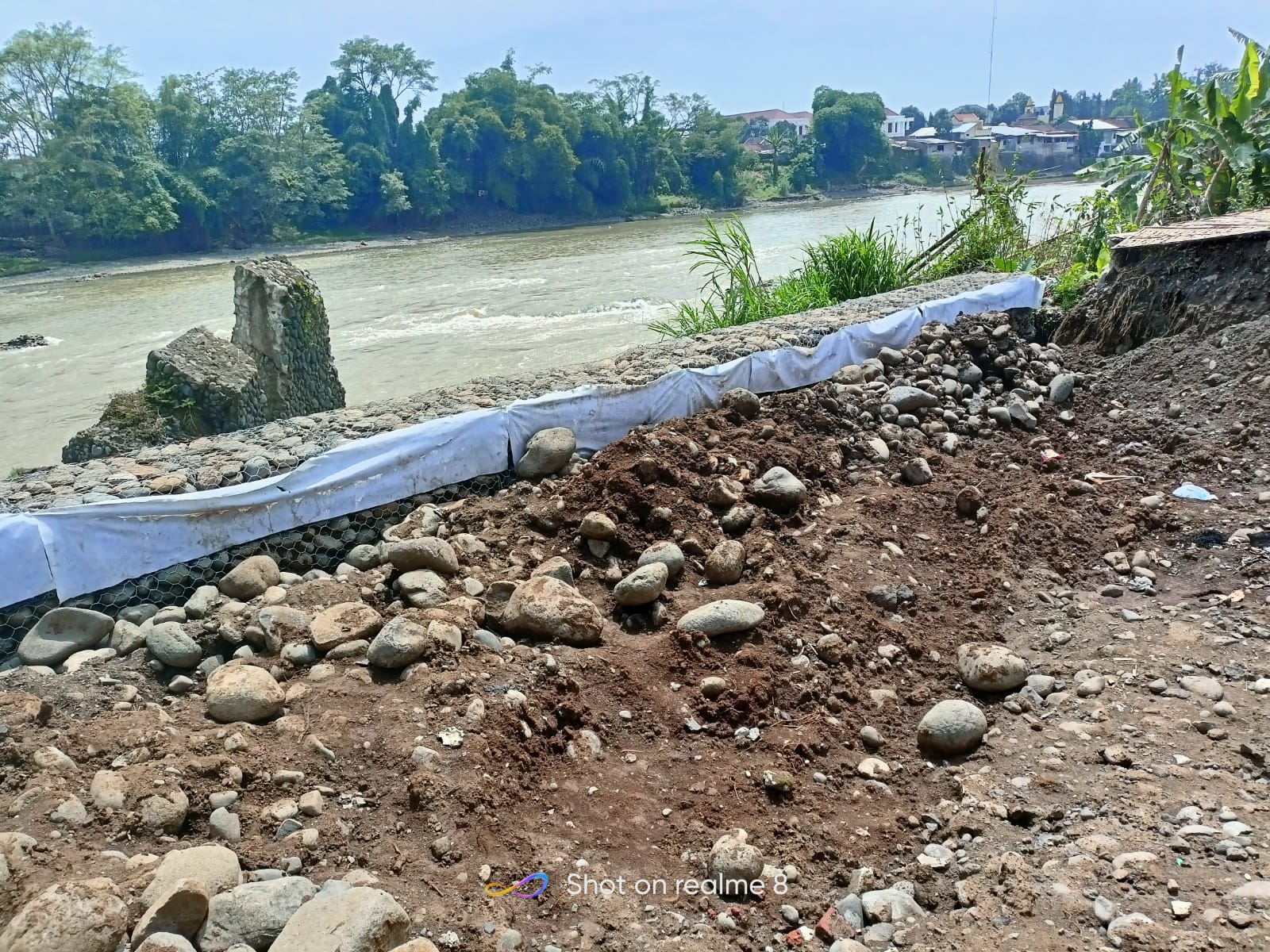 Perbaikan Bronjong Sungai Klawing Rampung, Sisi Lainnya Terancam Longsor