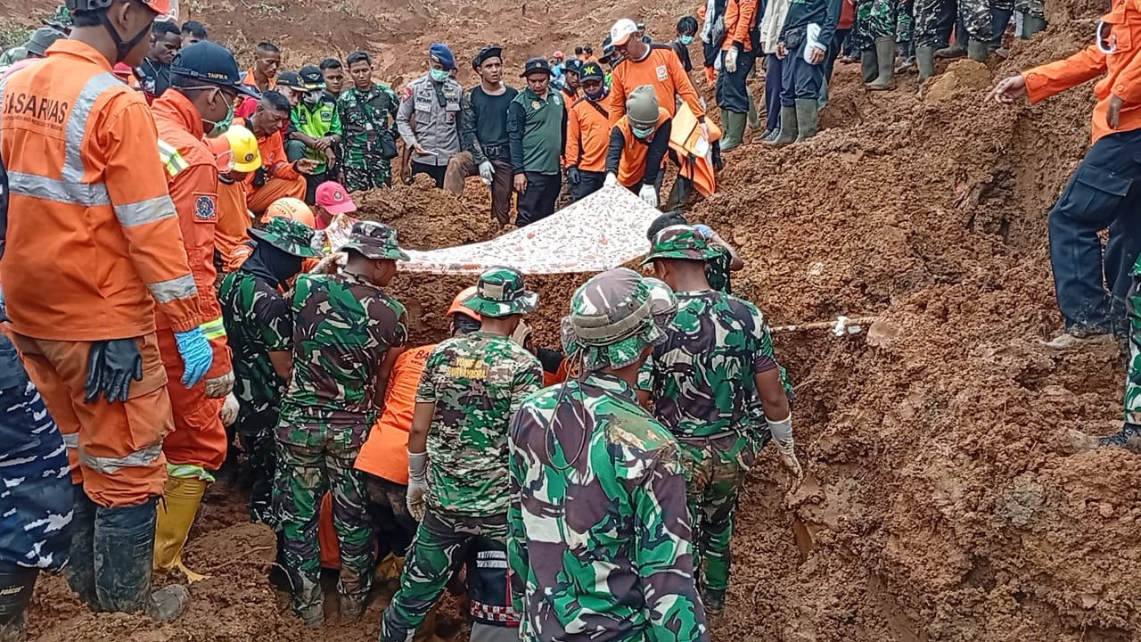Longsor Majenang: Satu Orang Ditemukan di Hari Keempat Operasi Pencarian