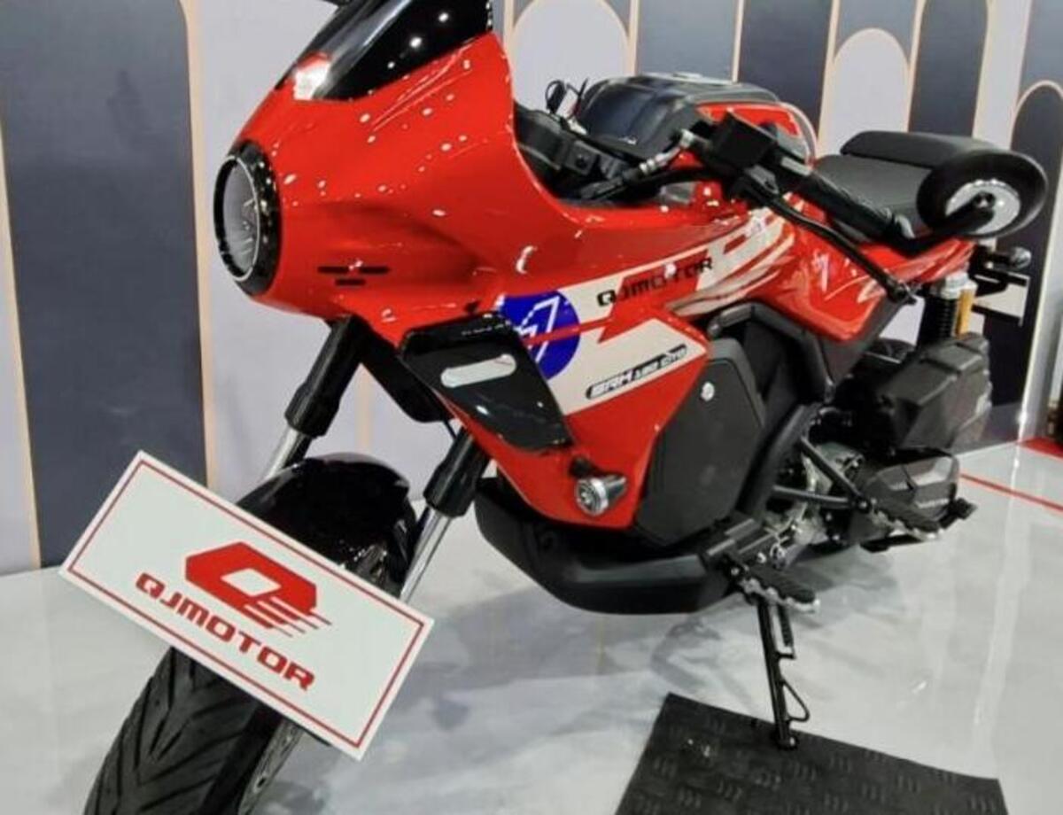 Gak Nyangka! QJMotor Cito 150 Ini Punya TCS dan ABS, Harganya Segini!