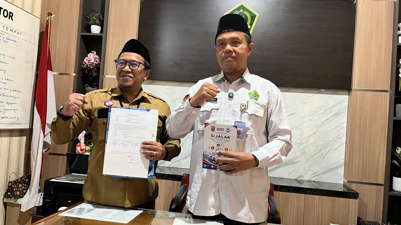 Pengantin Tak Perlu Datangi Disdukcapil untuk Urus Perubahan Data  Kependudukan 