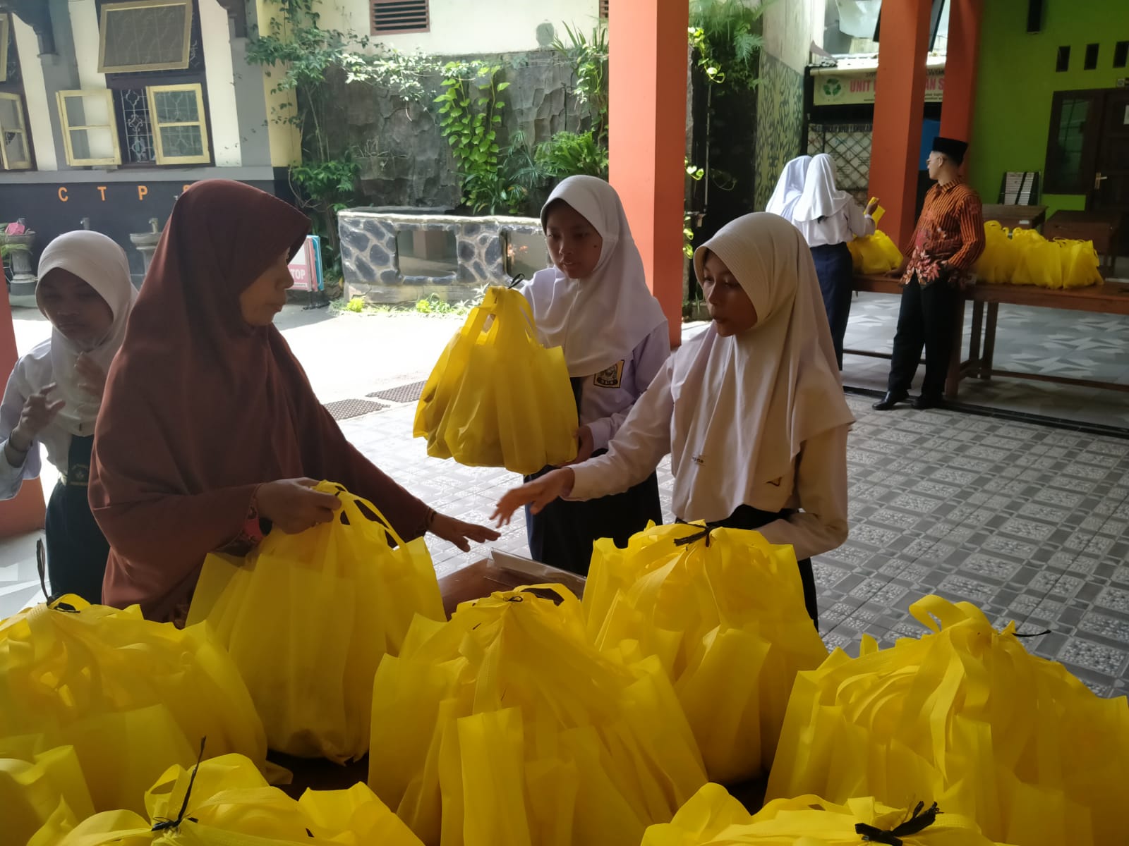 Dua Pondok Pesantren Didorong Daftar SPPG