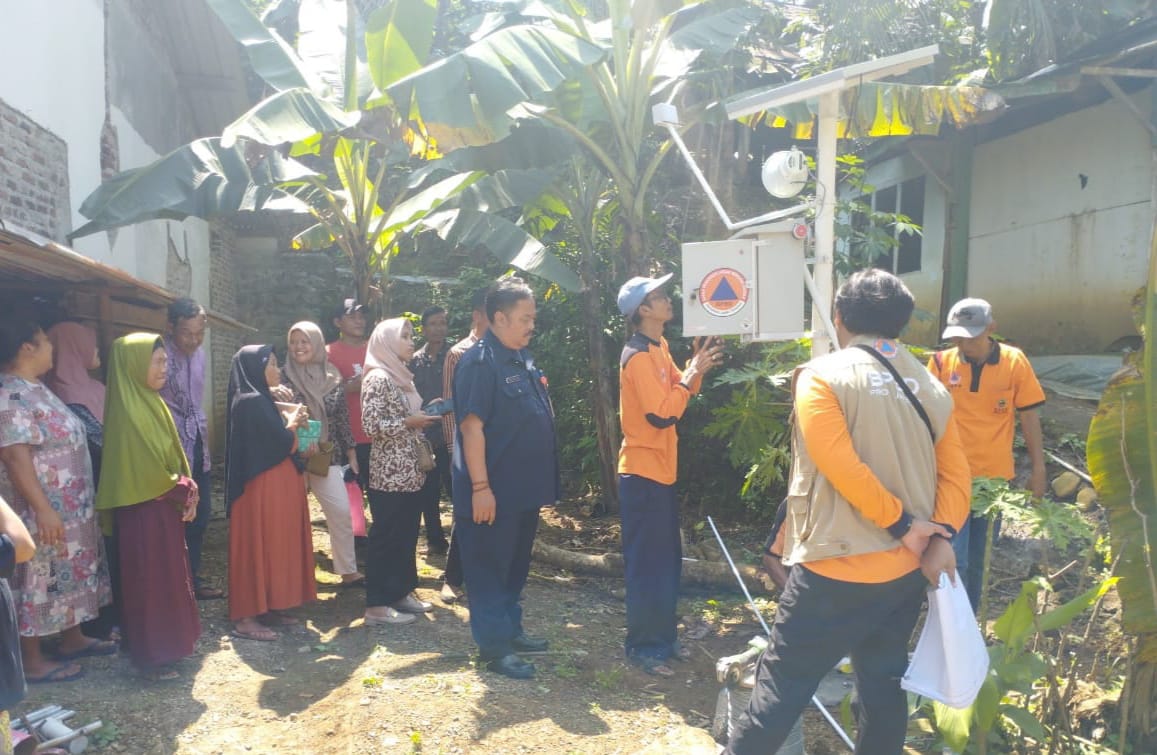 14 EWS Longsor Terpasang di 7 Kecamatan Tersebar di 13 Desa