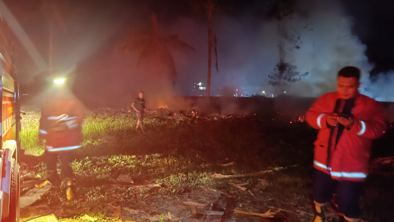 Lahan Pembuangan Triplek di Bukateja Terbakar, Asap Ganggu Pengendara