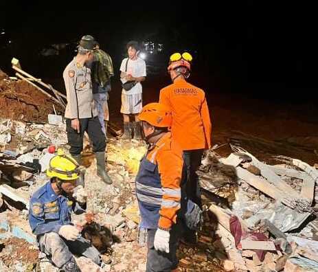 Pencarian Korban Longsor di Dua Dusun di Majenang Dilanjutkan Hari Ini
