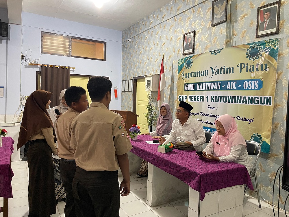 30 Siswa Yatim/Piatu Terima Santunan