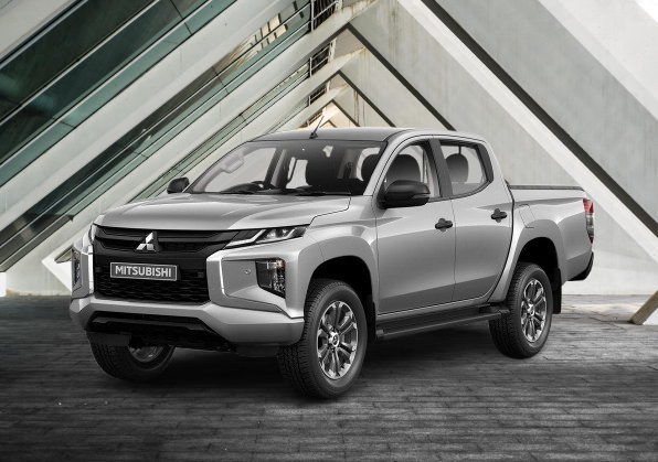 Mitsubishi Triton Bisa Dicicil Rp4 Jutaan/Bulan di OTO Finance! Cocok Buat Usaha dan Kerja Lapangan