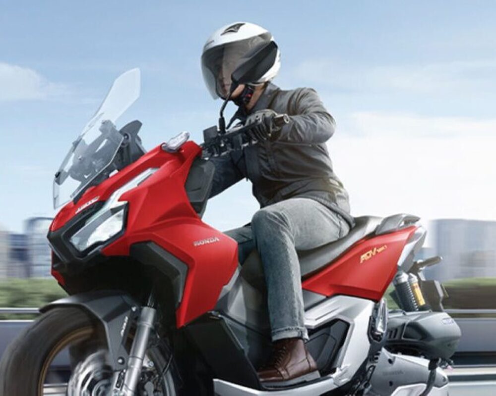 Kamu Harus Tau! Fitur Canggih pada Motor Matic Honda ADV 160, yang Menakjubkan