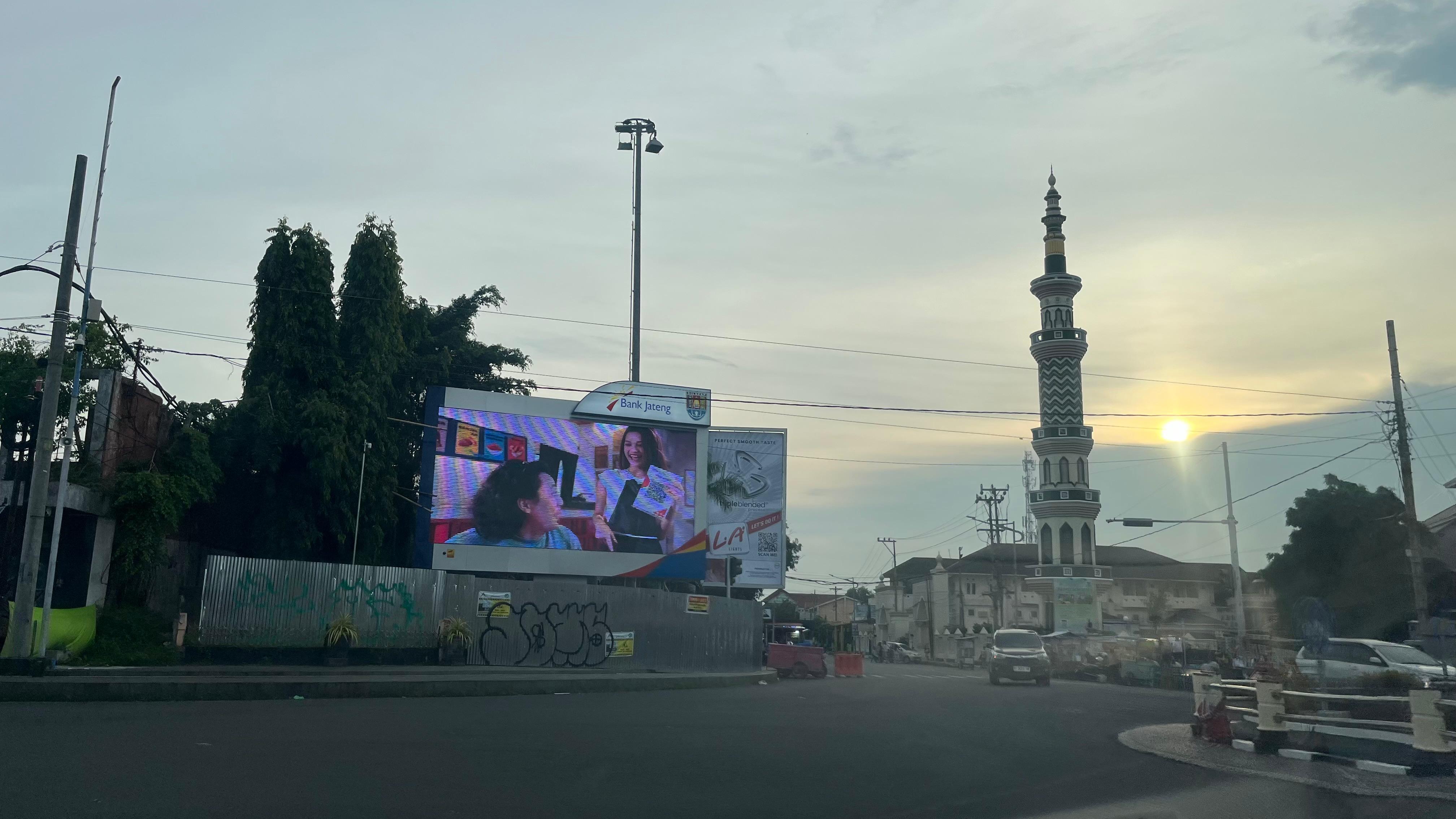 Videotron Cilacap Kembali Menyala Usai Perbaikan
