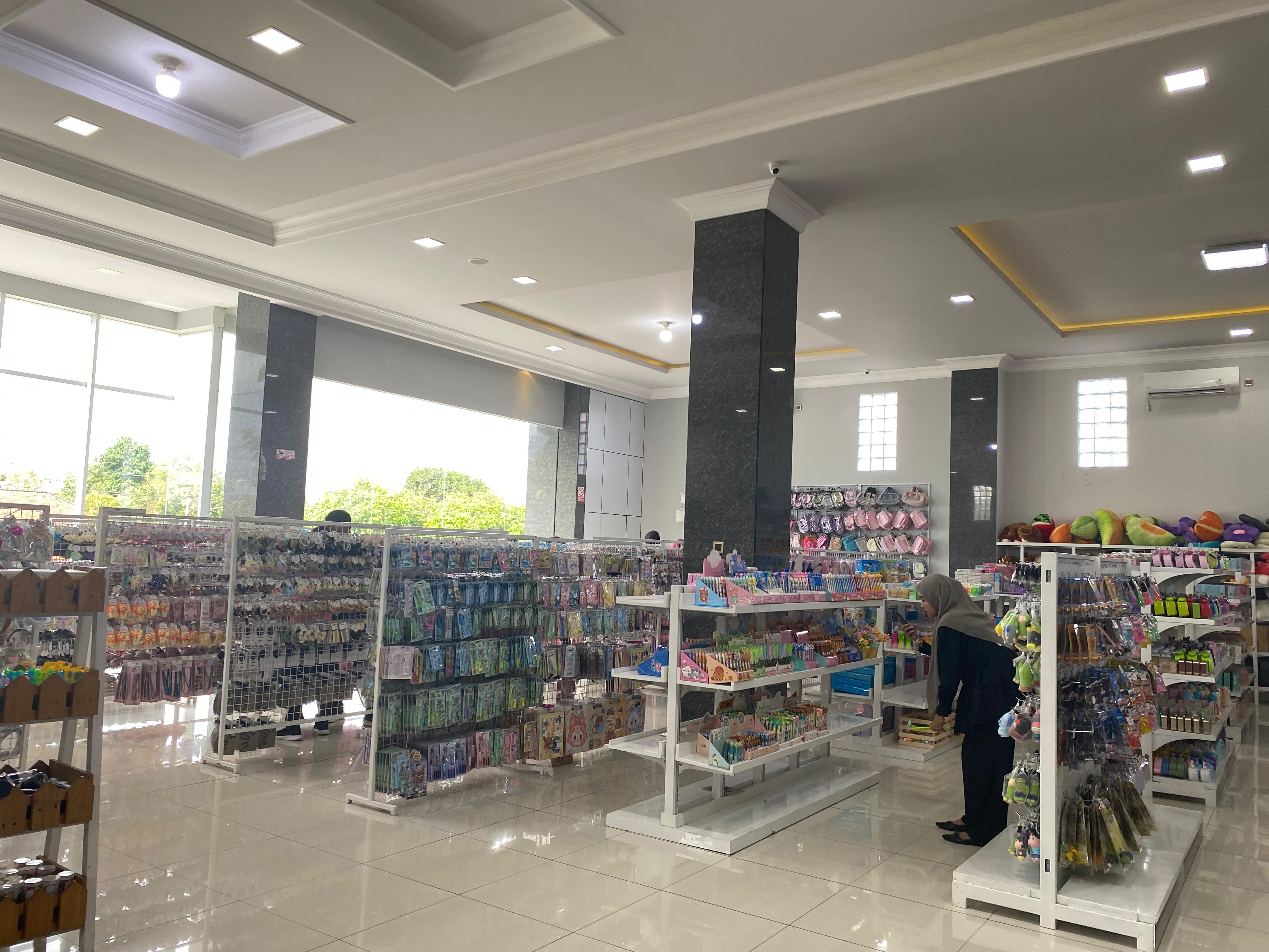 Cari Aksesoris, Florist, atau Home Decor? Semua Ada di Amor Purwokerto