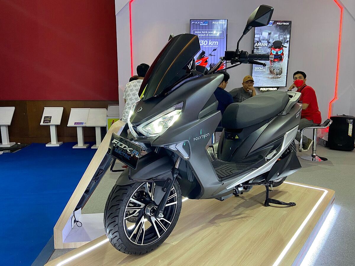 Insentif Tak Kunjung Turun, Polytron Tetap Beri Diskon Untuk Motor Listriknya! 