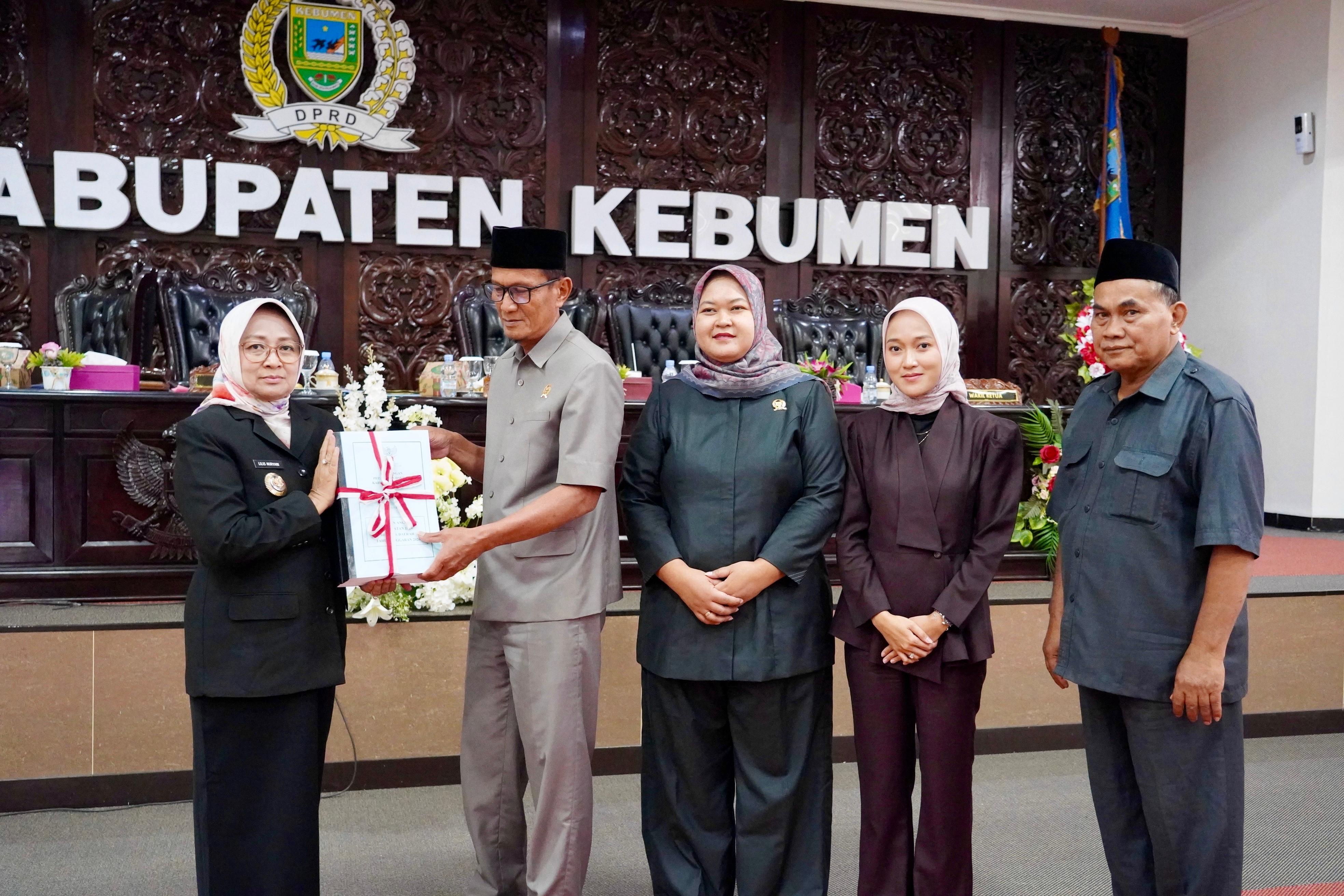 Paripurna DPRD Fokus Penguatan Ekonomi Kreatif
