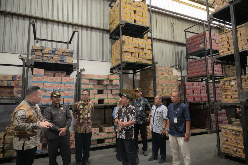 Distribusi Sembako Banjarnegara Lancar, Harga Cabai dan Daging Ayam Masih Tinggi
