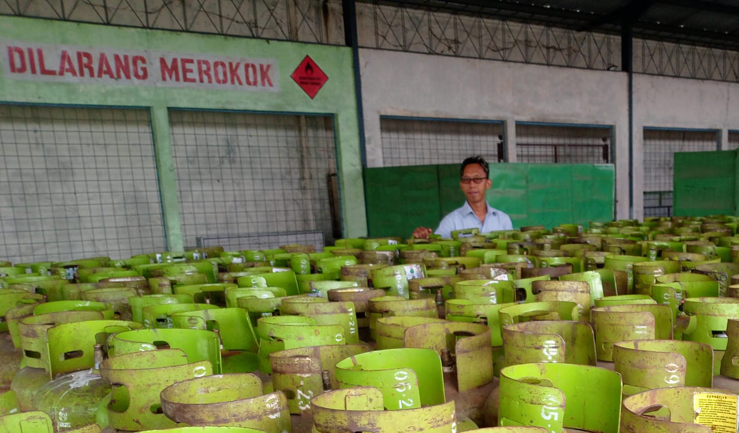 Kendala Cuaca, Pasokan Elpiji 3 Kilogram ke SPBE Terlambat, Pertamina Pastikan Tak Ada Kelangkaan