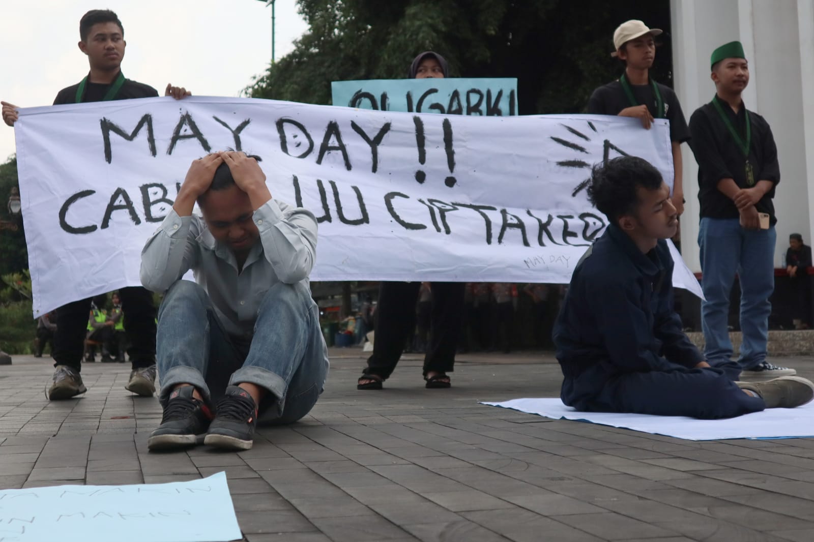 1 Mei Demo Hari Buruh Massanya Hanya Belasan di Purwokerto