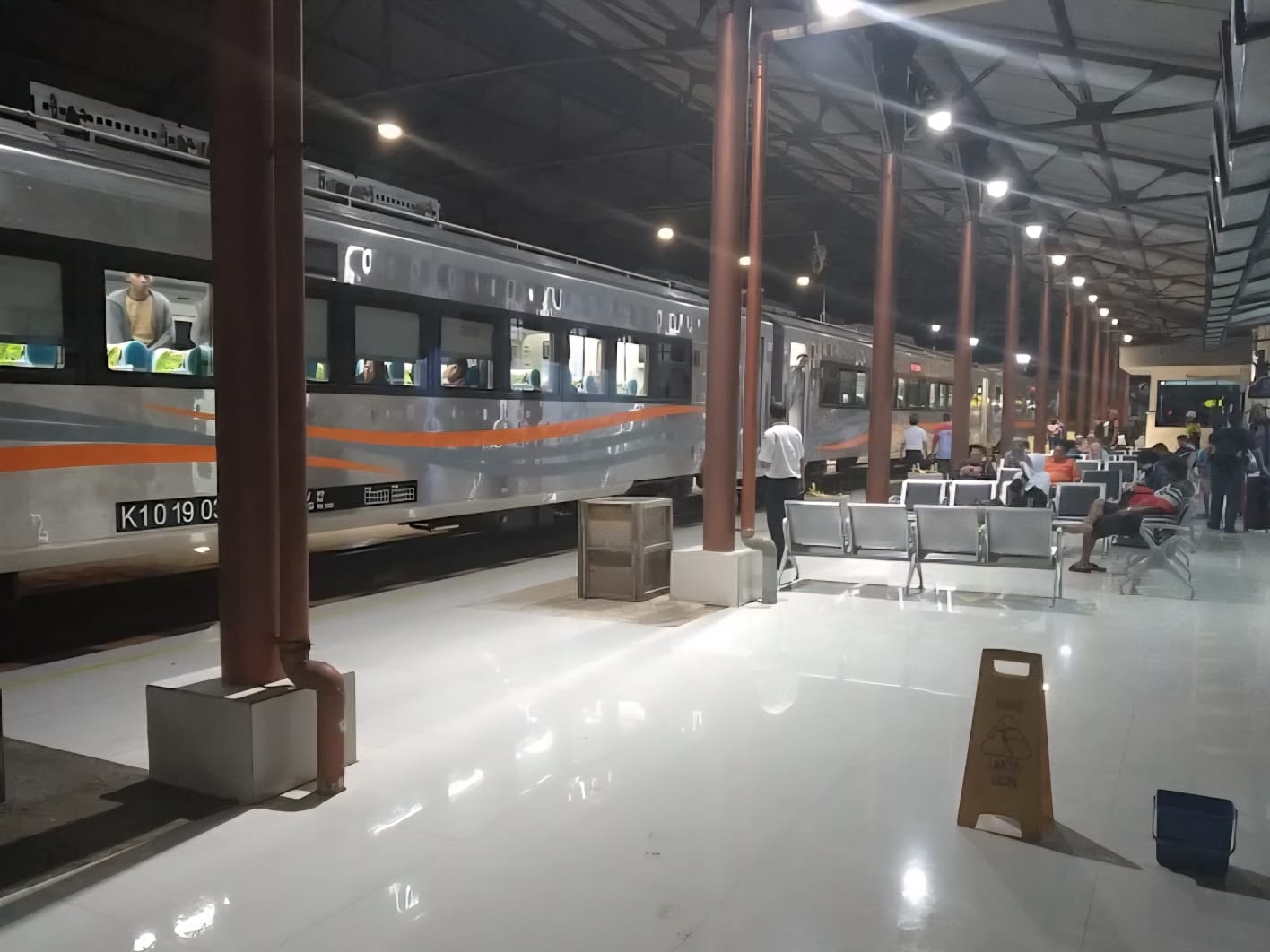 Libur Kemerdekaan, Penumpang di Stasiun Kroya Melonjak hingga 1.954 Orang