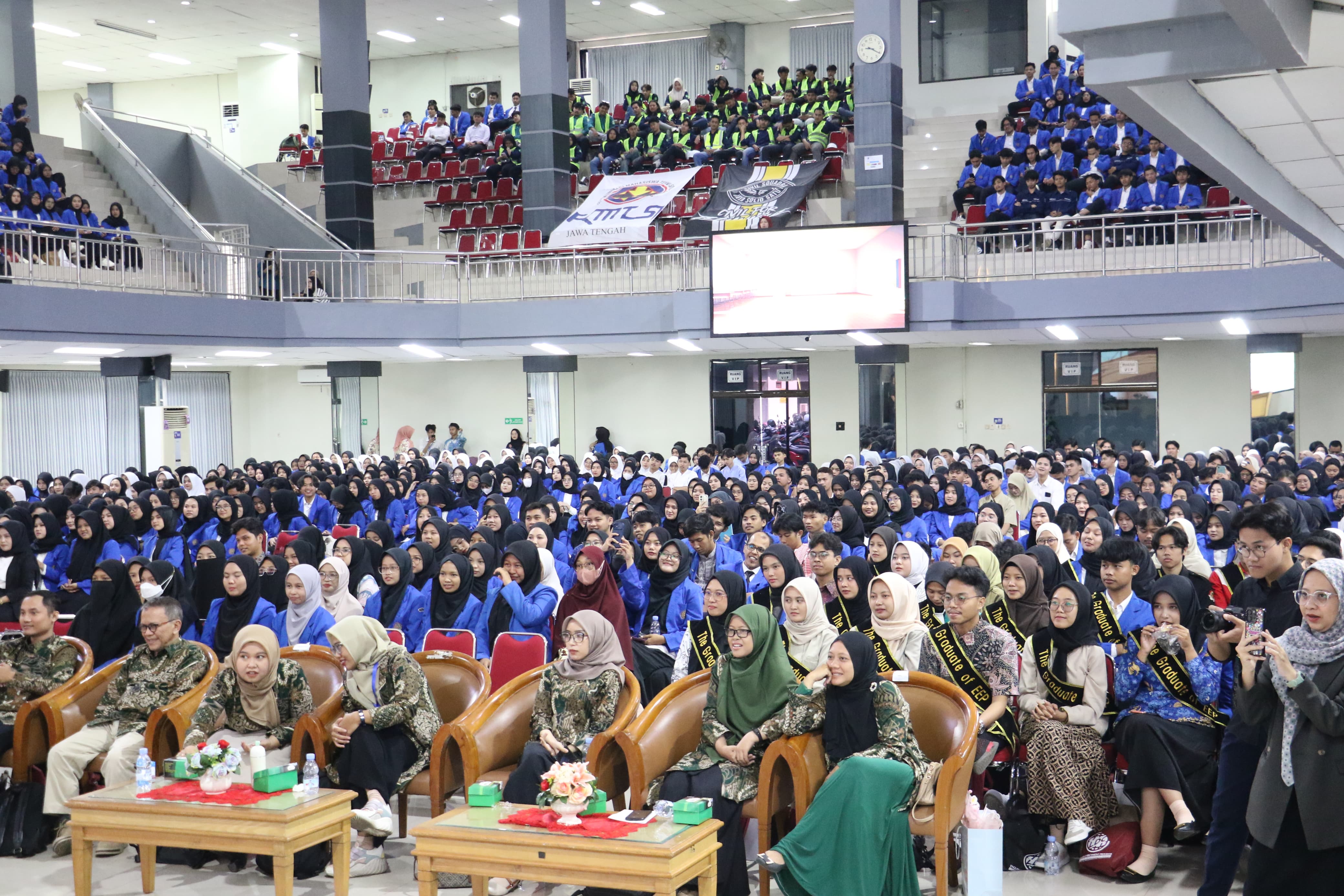 1807 Mahasiswa UMP Raih Sertifkat EEP 2024