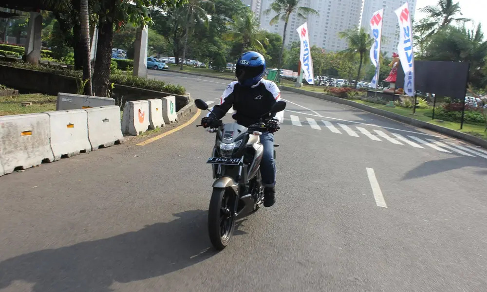 4 Motor Laki Murah yang Super Manly Saat Dibawa Berkendara