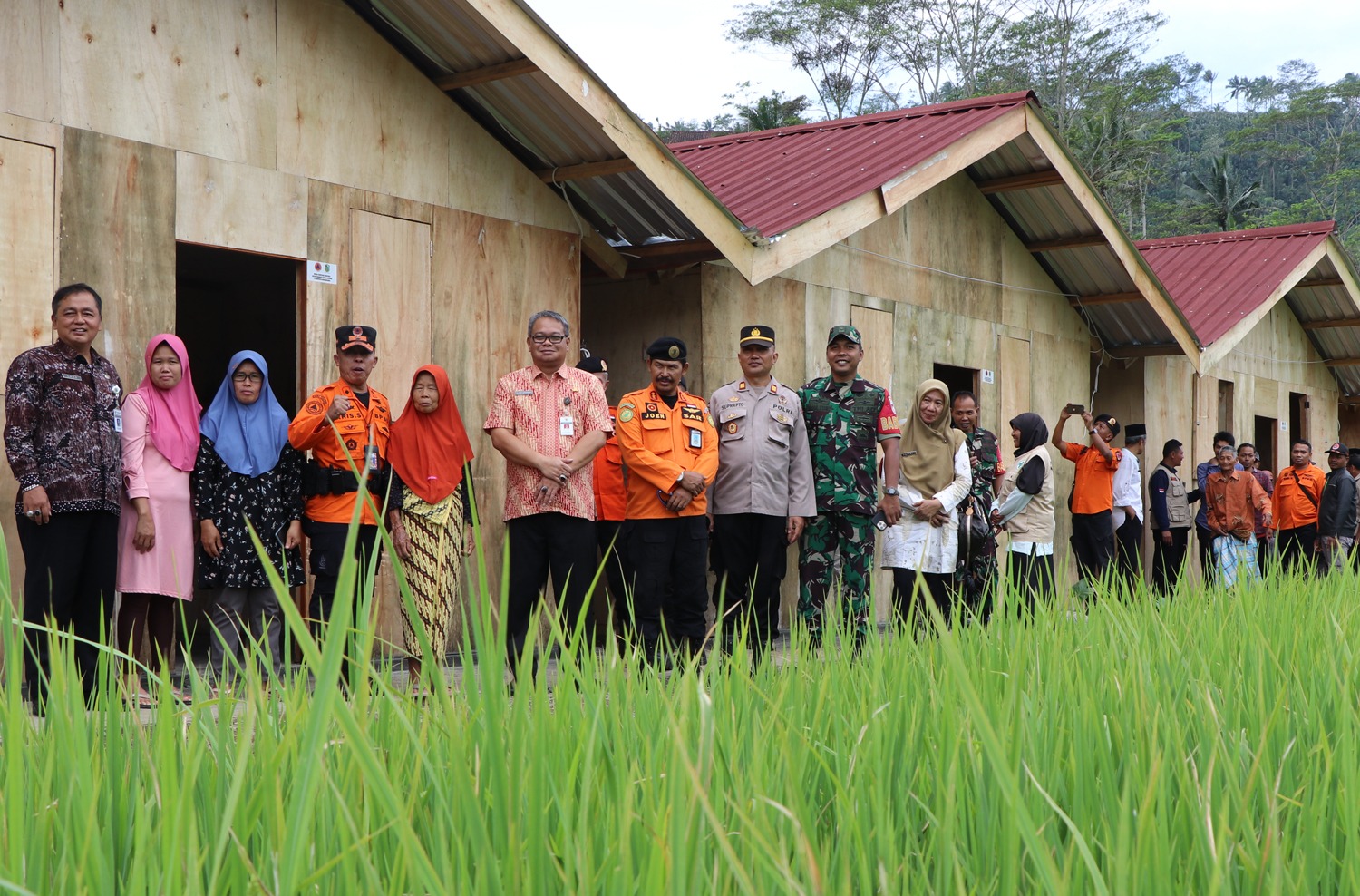 14 Unit Huntara Diserahkan Pada Warga Korban Bencana Tanah Longsor di Banjarnegara
