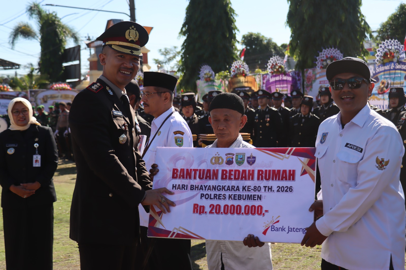 Tiga Warga Terima Bantuan Bedah Rumah