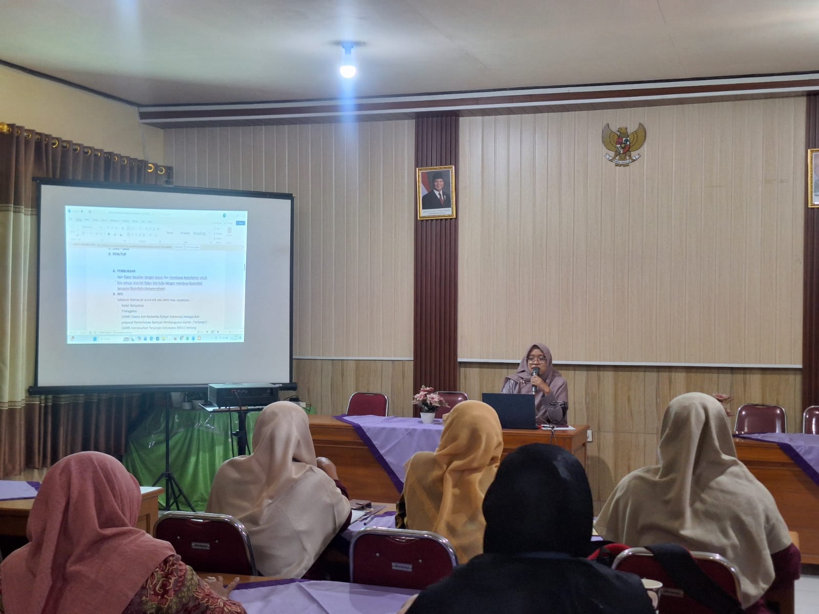 Komda Majenang Dorong Literasi Digital di Dunia Pendidikan