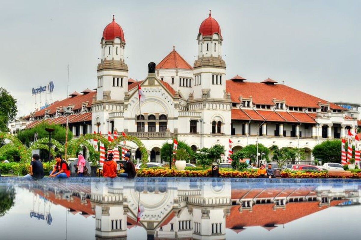 Menjelajahi Lawang Sewu Semarang, Destinasi Wisata Sejarah dan Mistis di Kota Semarang 
