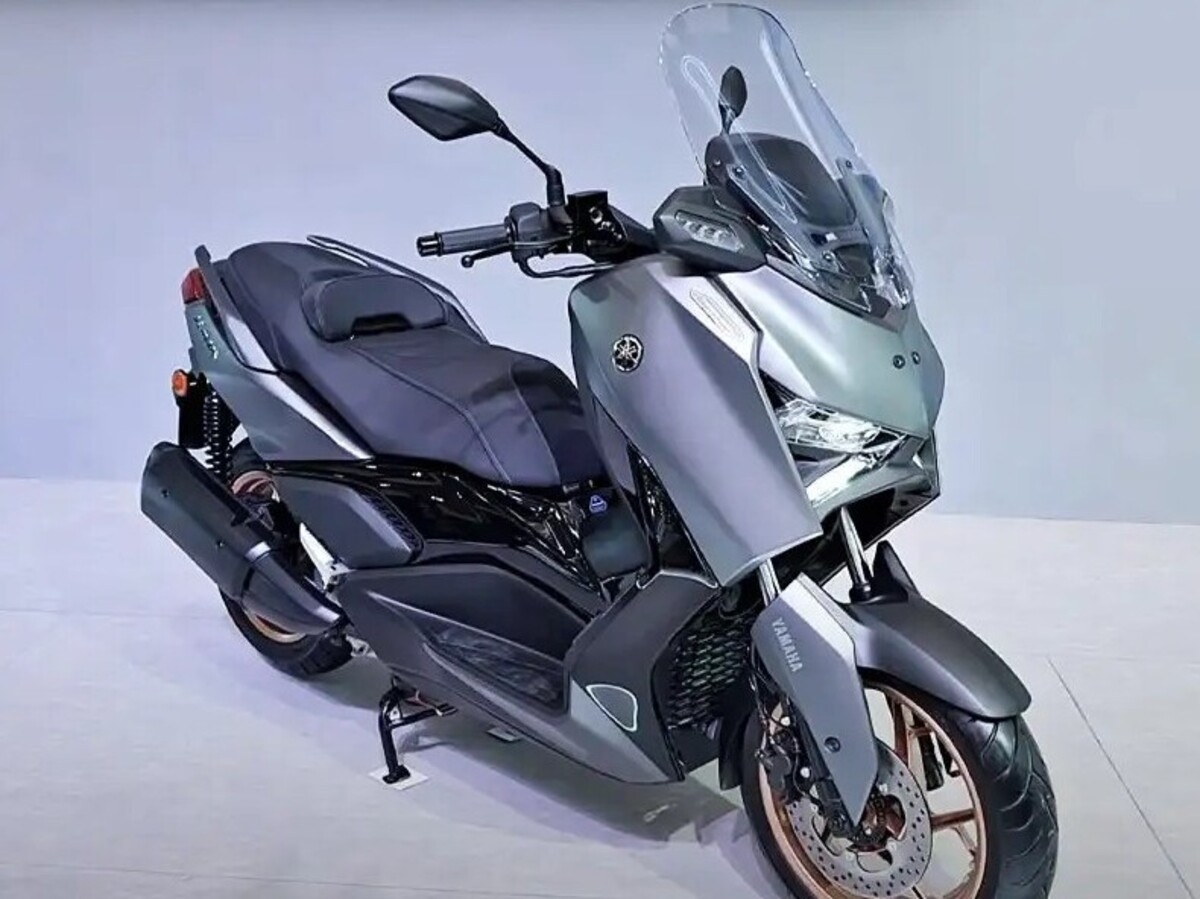 Harga Yamaha XMAX TechMAX Bikin Kaget, Tapi Fitur-fiturnya Bikin Auto Naksir!