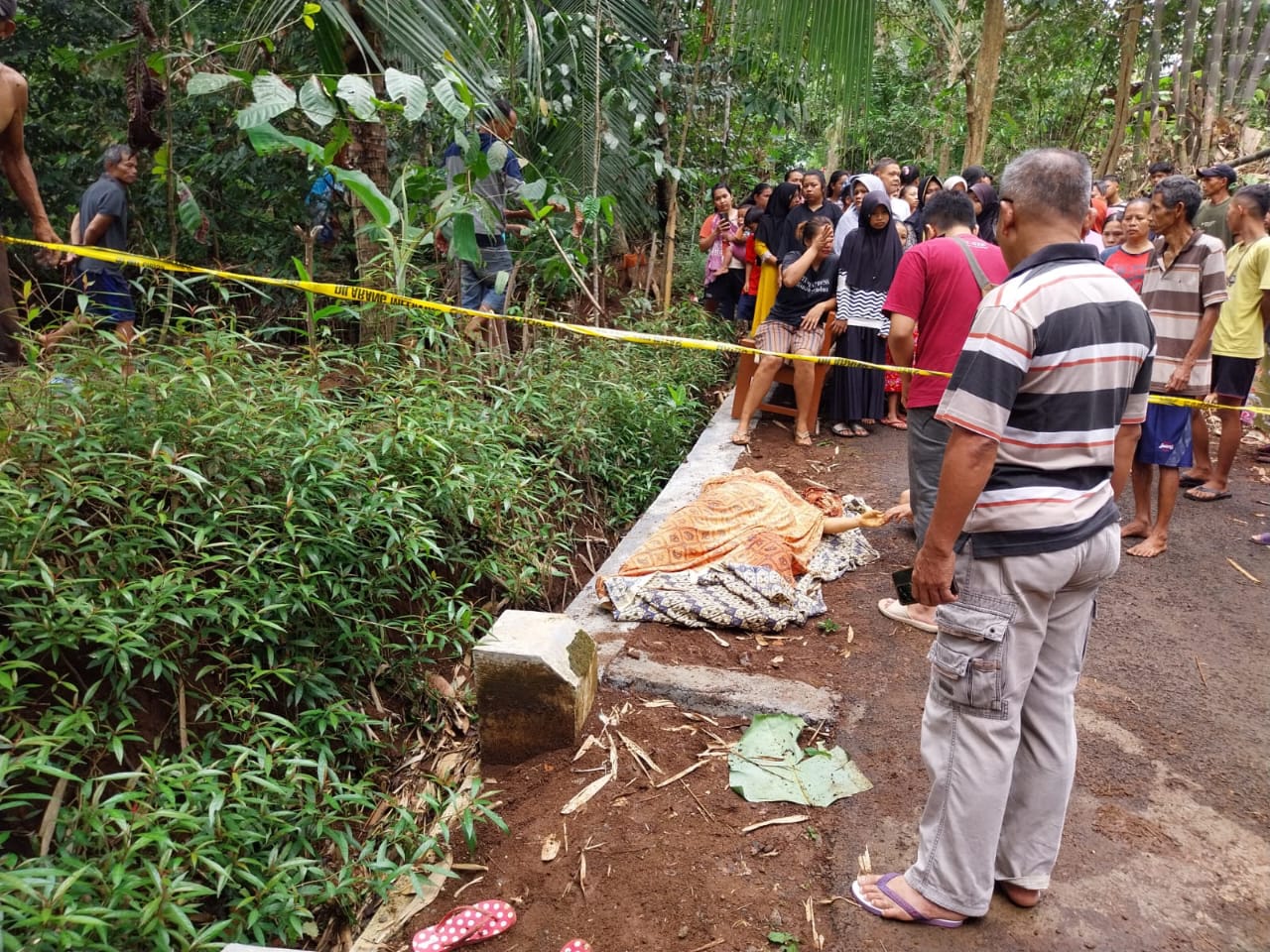 Tak Kunjung Pulang dari Pasar, Warga Kejobong Ditemukan Meninggal Dunia di Dalam Sumur