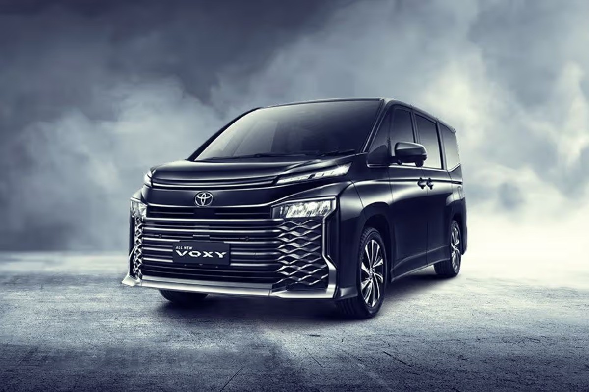 Toyota Voxy 2025, MPV dengan Kenyamanan Kelas Premium dan Harga Lebih Terjangkau Siap Saingi Toyota Alphard
