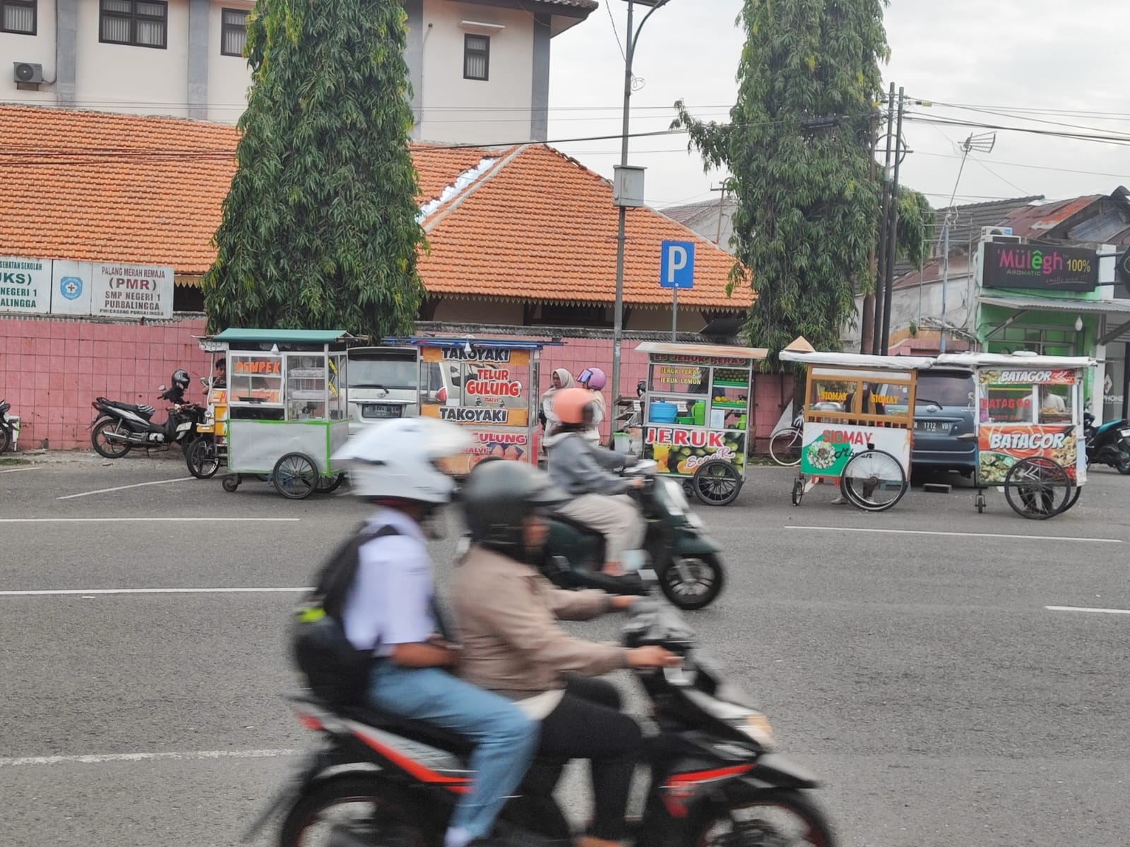 PFC Mulai Ditinggalkan, Dinperindag Tegaskan Alun-alun Bukan Tempat PKL