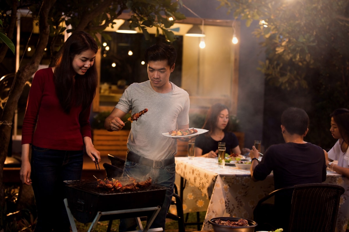 10 Tips Berguna Untuk Acara Bakar-Bakar Pesta Tahun Baru yang Tak Terlupakan