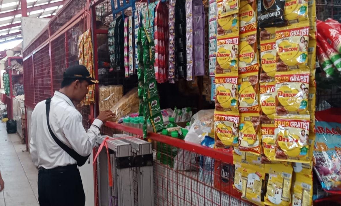 Makanan Kedaluwarsa Harus Dikembalikan Kepada Distributor atau Dimusnahkan