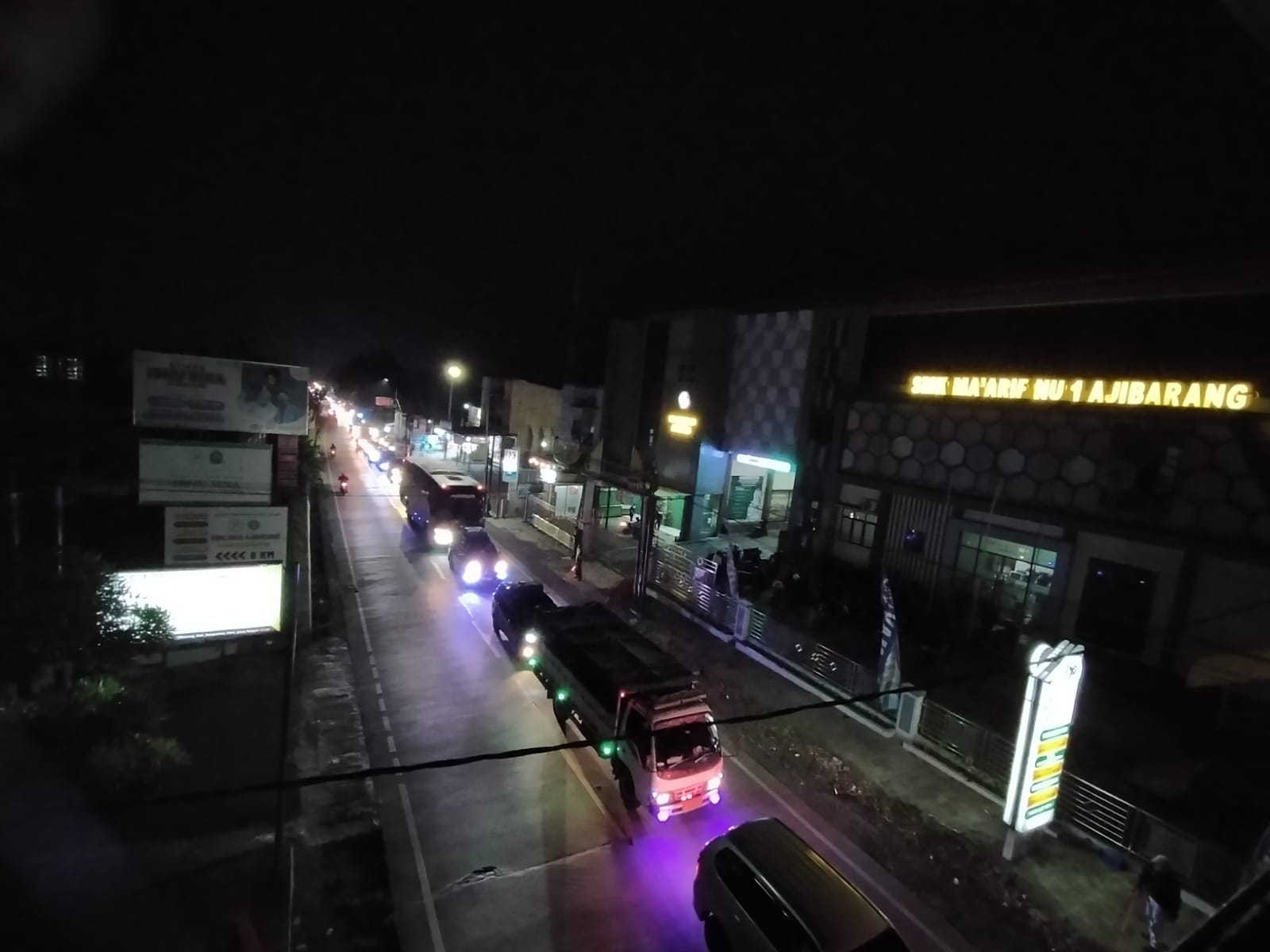 Pemudik Balik Terjebak Macet Berjam-Jam di Ajibarang