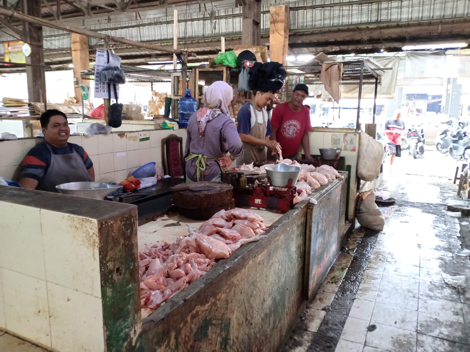 Harga Daging Ayam di Purbalingga Kembali Naik