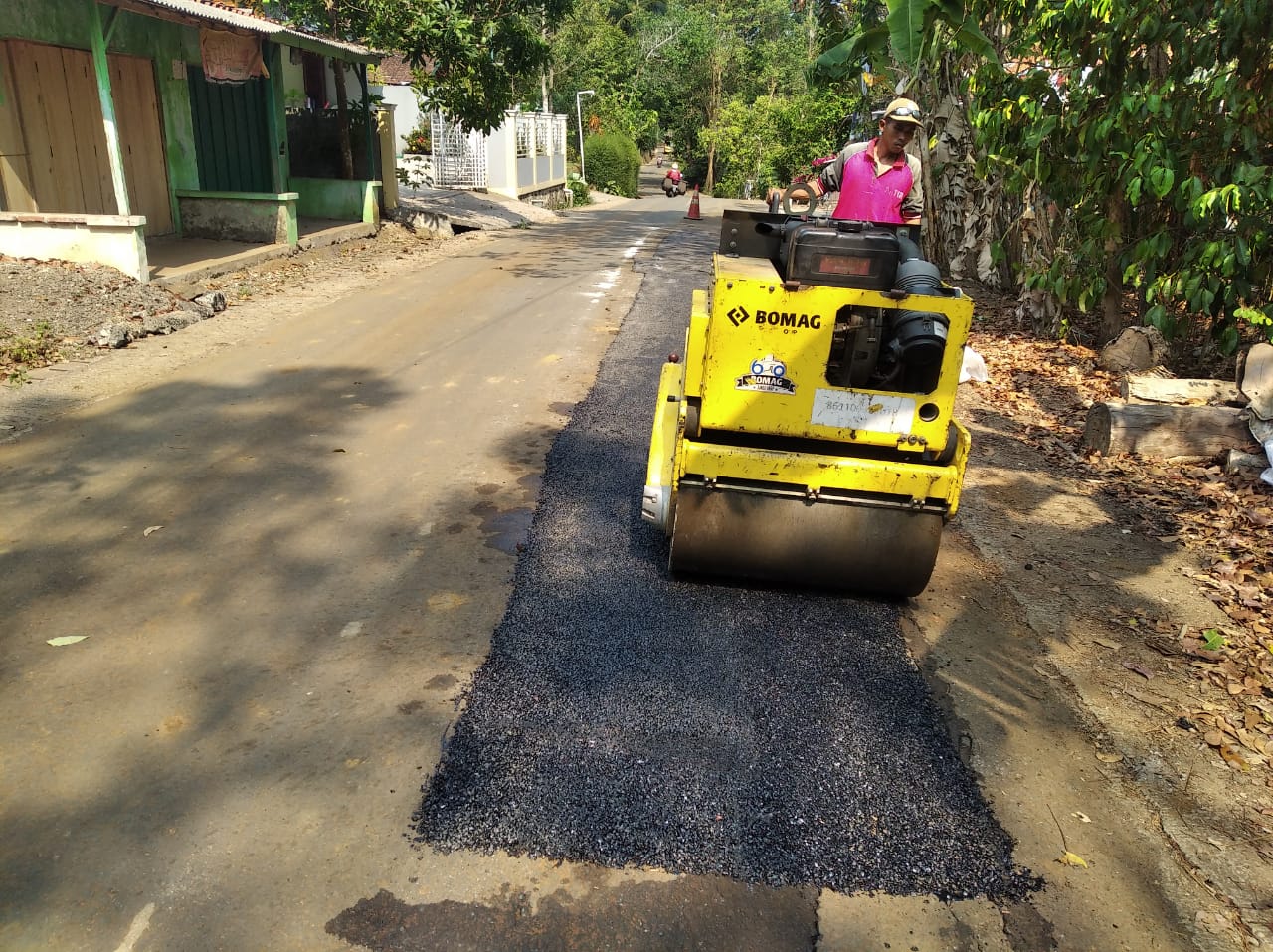 Tangani 19 Ruas Jalan Kabupaten Berlubang, UPTD PU Sumpiuh Tambah Satu TRC