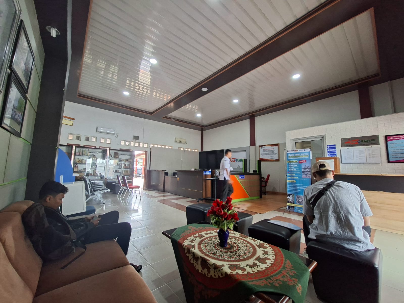 Kartu Kuning Mulai Ditinggalkan, Sampai  Pertengahan 2025 Pencari Kerja di Cilacap Baru Capai 4.321 Orang, 