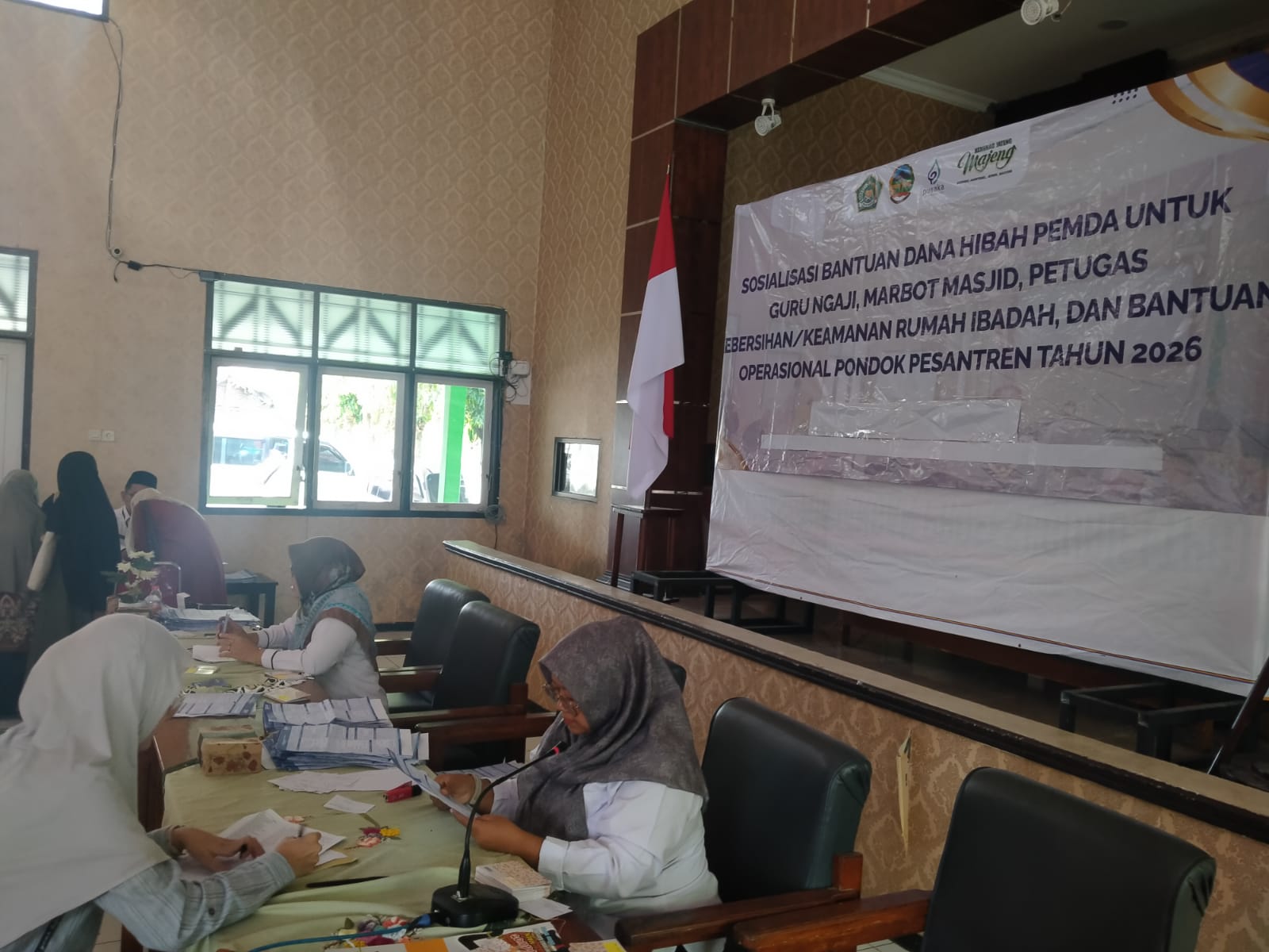 160 Guru Nonmuslim Banyumas Diusulkan Dapat Insentif, Pengajar Lintas Agama Bakal Terima Rp100 Ribu Bulanan