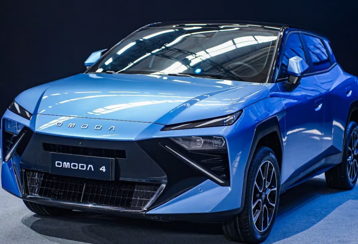 Chery Omoda 4: SUV Listrik Futuristik dengan Chip Snapdragon, Serasa Main Gim di Jalan